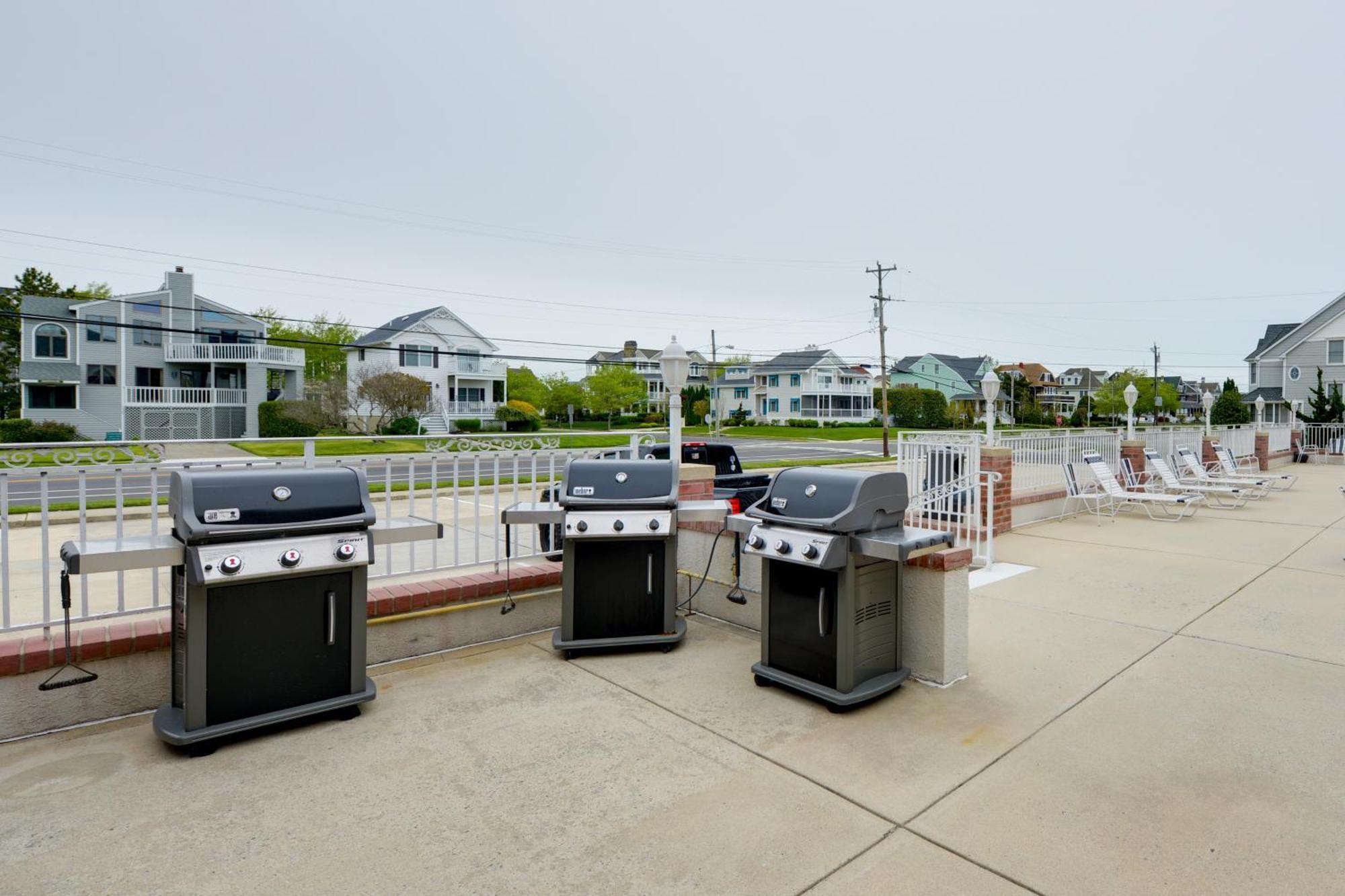 Bright Condo Half-Block To Cape May Beach! エクステリア 写真