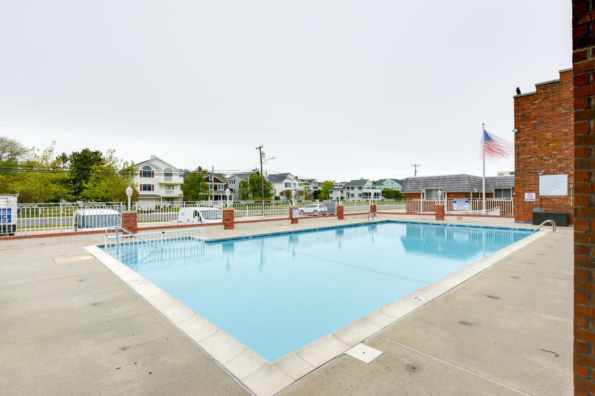 Bright Condo Half-Block To Cape May Beach! エクステリア 写真
